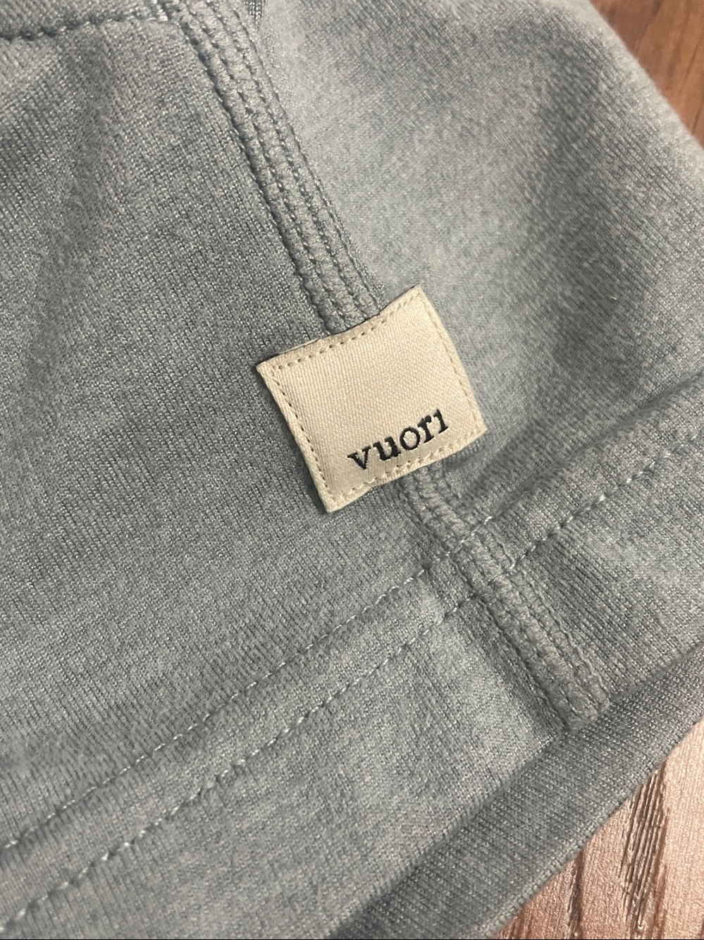 2 Pair Vuori Shorts Size Small - Picture 12 of 14